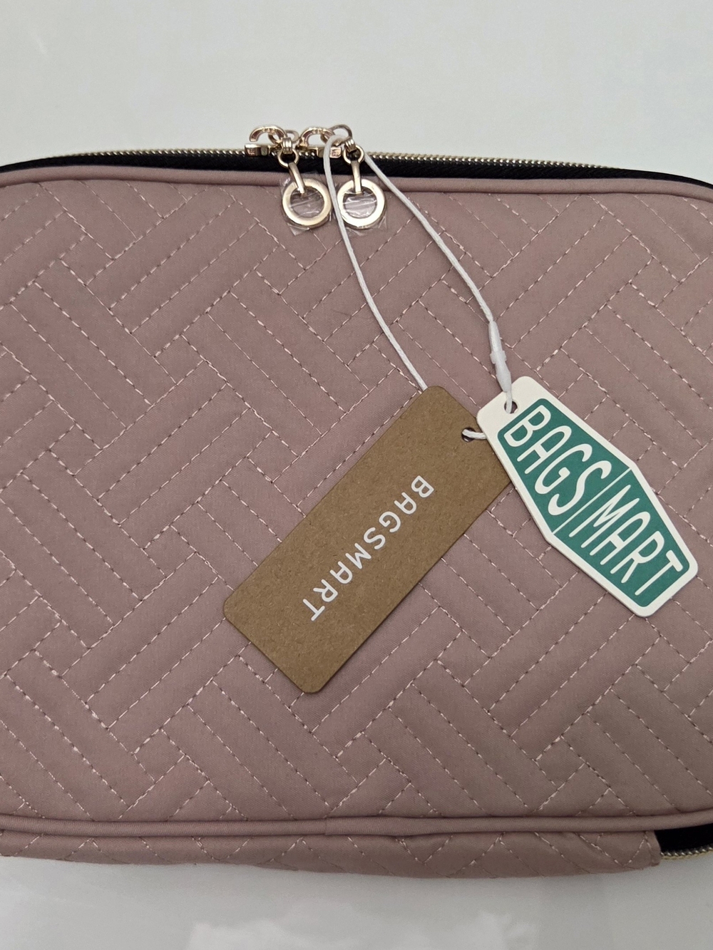 Bagsmart Quilted Electronics Tech Pouch in Pink